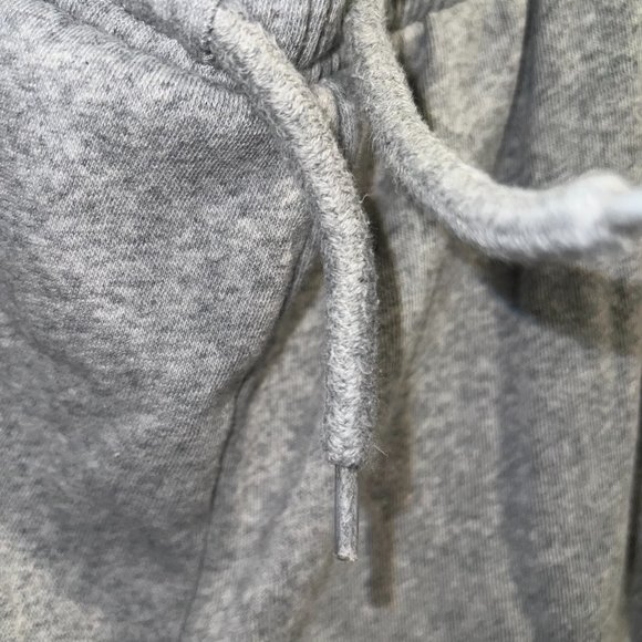 Forever 21 gray shorts - Picture 3 of 5